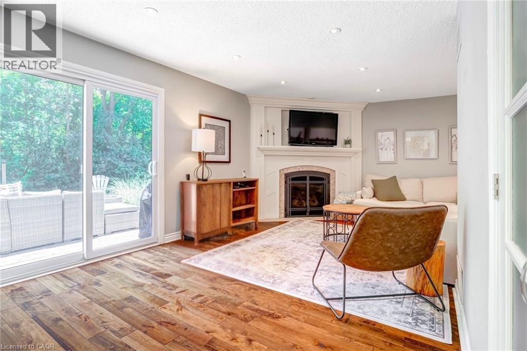 1807 Heather Hills Drive, Burlington, Ontario  L7P 2Z1 - Photo 12 - 40795896