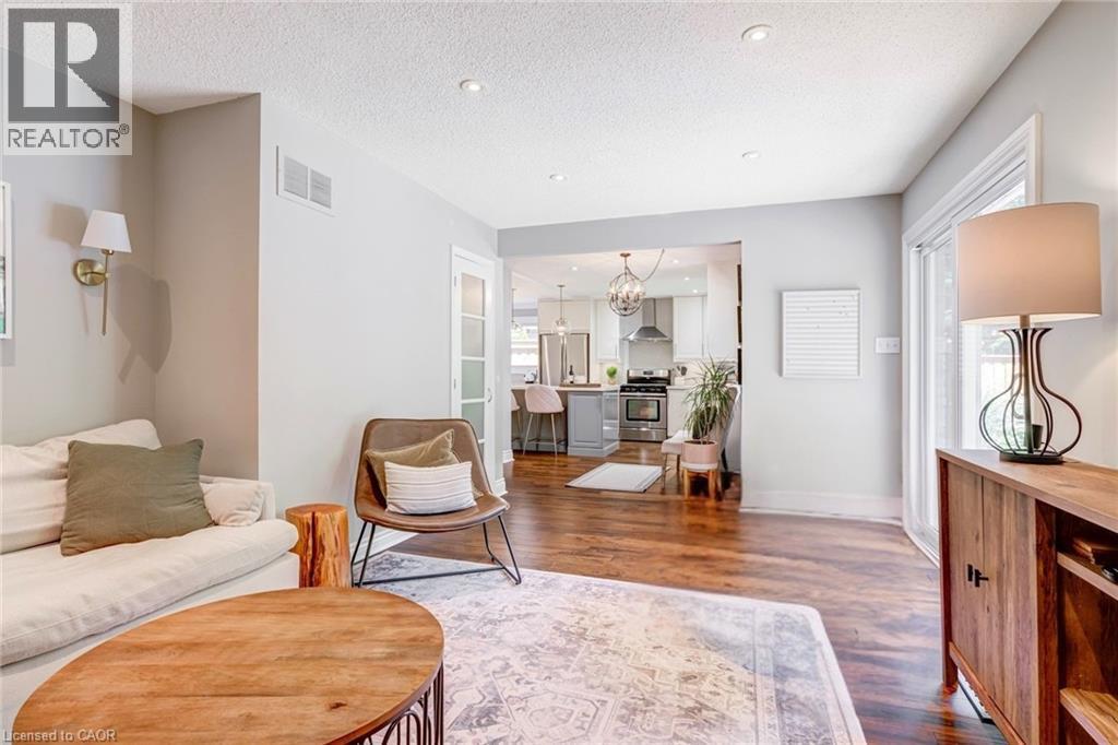 1807 Heather Hills Drive, Burlington, Ontario  L7P 2Z1 - Photo 14 - 40795896