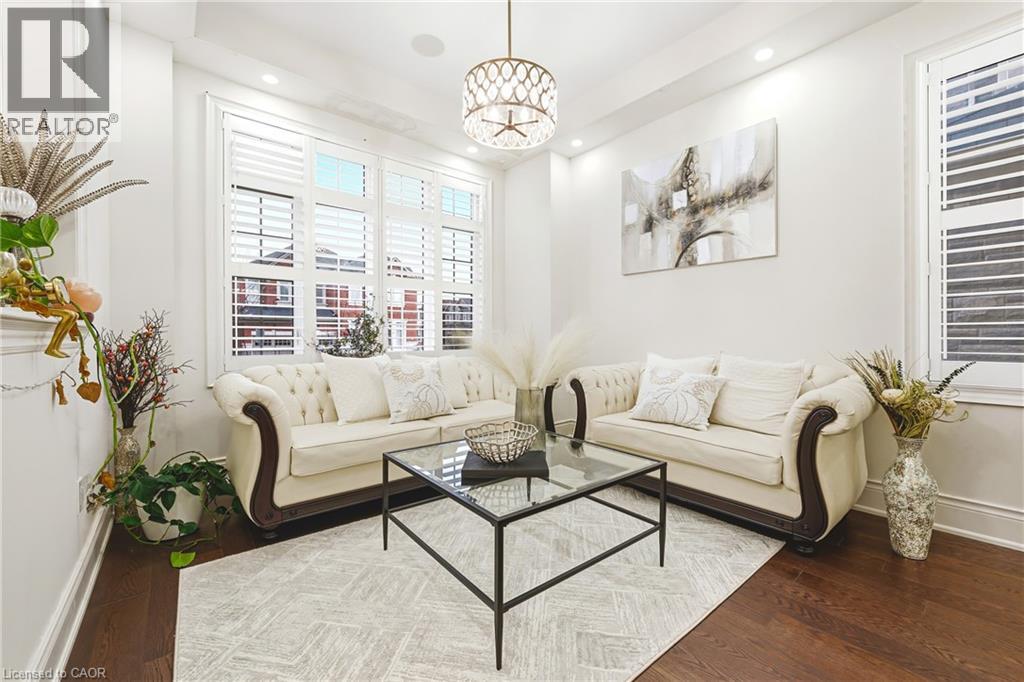 60 Golden Hawk Drive, Waterdown, Ontario  L8B 1W9 - Photo 2 - 40802602