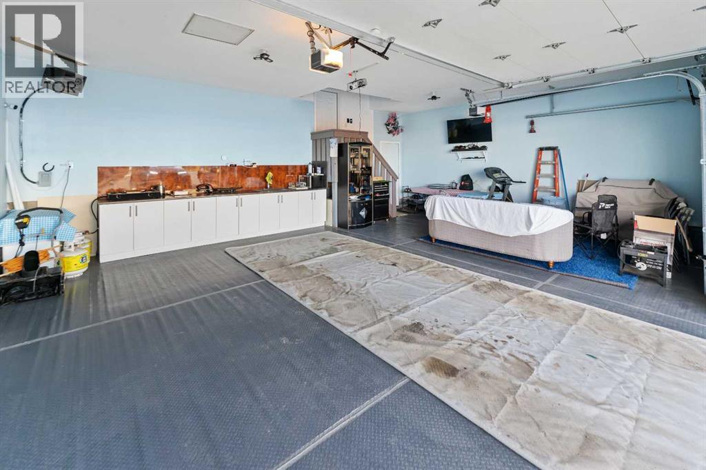 1402 Price Road, Carstairs, Alberta  T0M 0N0 - Photo 8 - A2280612