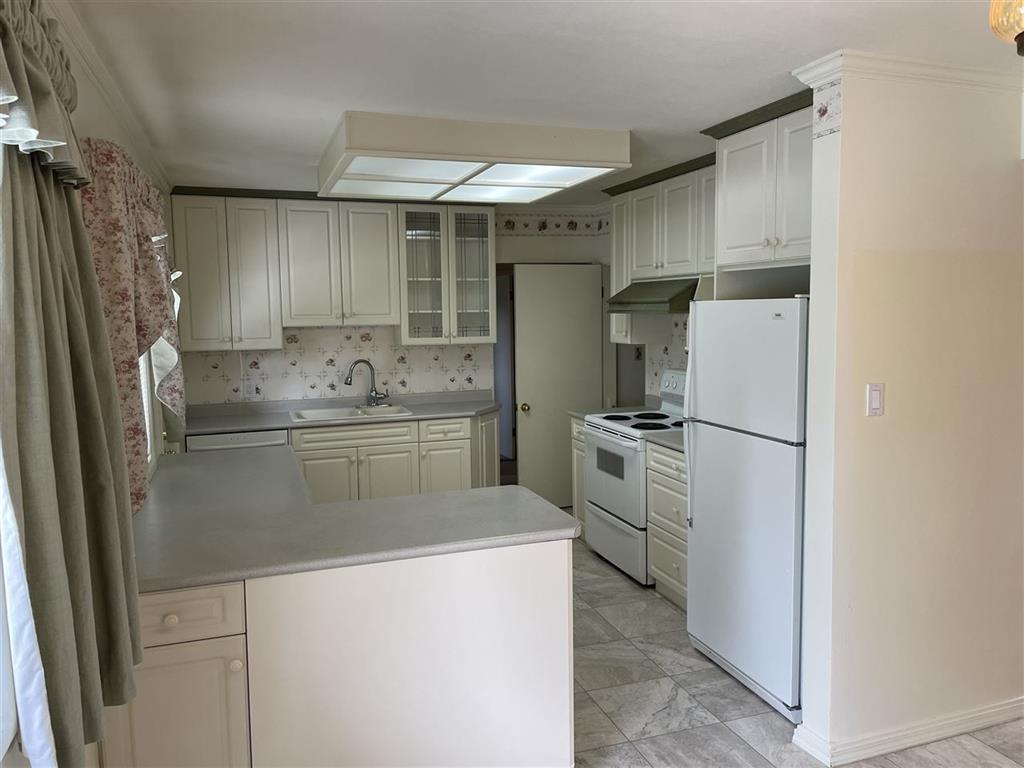 12677 98 Avenue, Surrey, British Columbia  V3V 2K7 - Photo 8 - R3086136