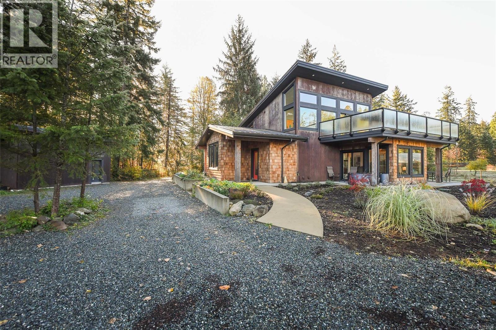 7592/7586 Gabby Rd, Merville, British Columbia  V0R 2M0 - Photo 1 - 1023994