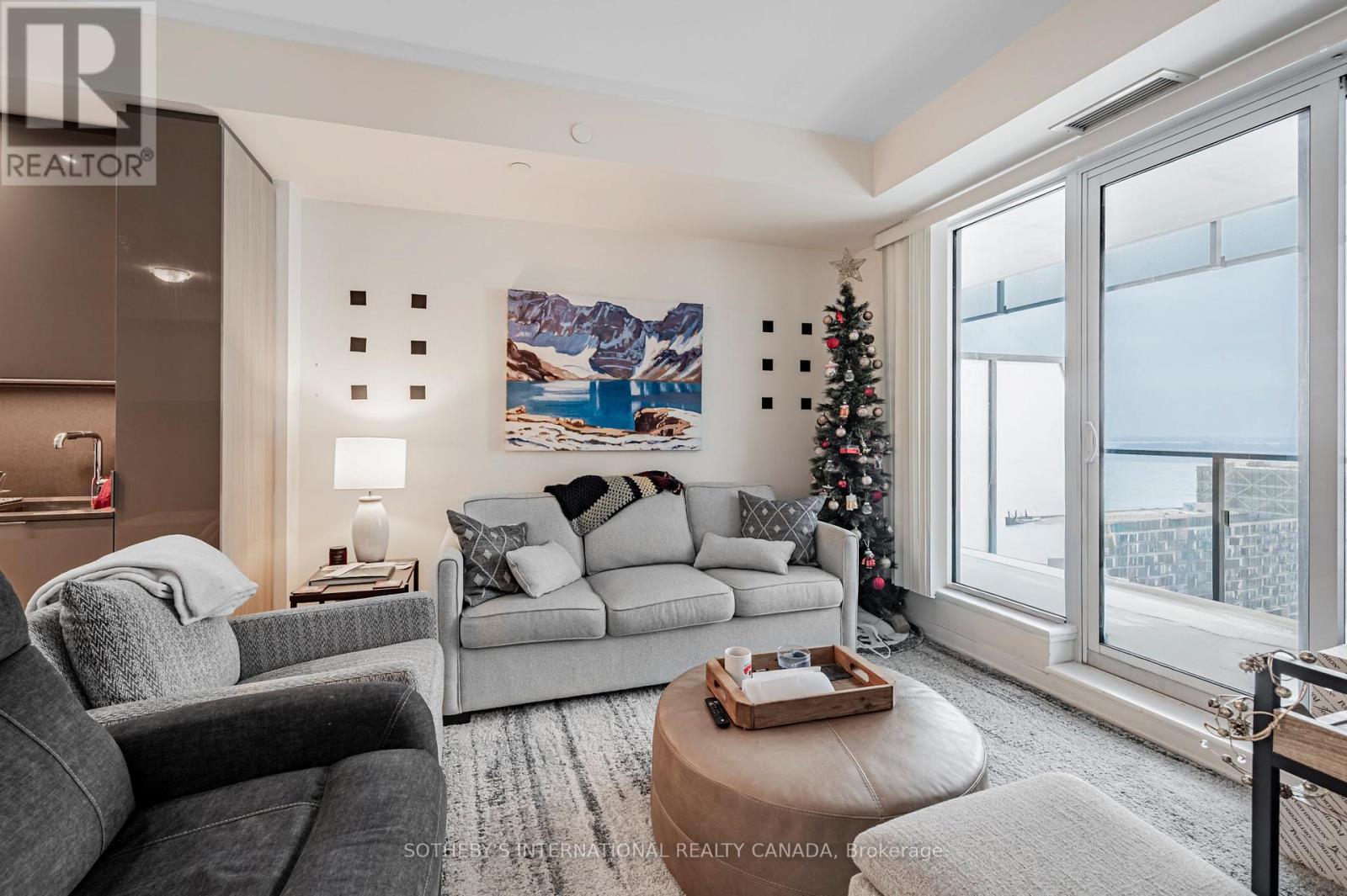 1910 - 28 Freeland Street, Toronto, Ontario  M5E 0E3 - Photo 9 - C12761130