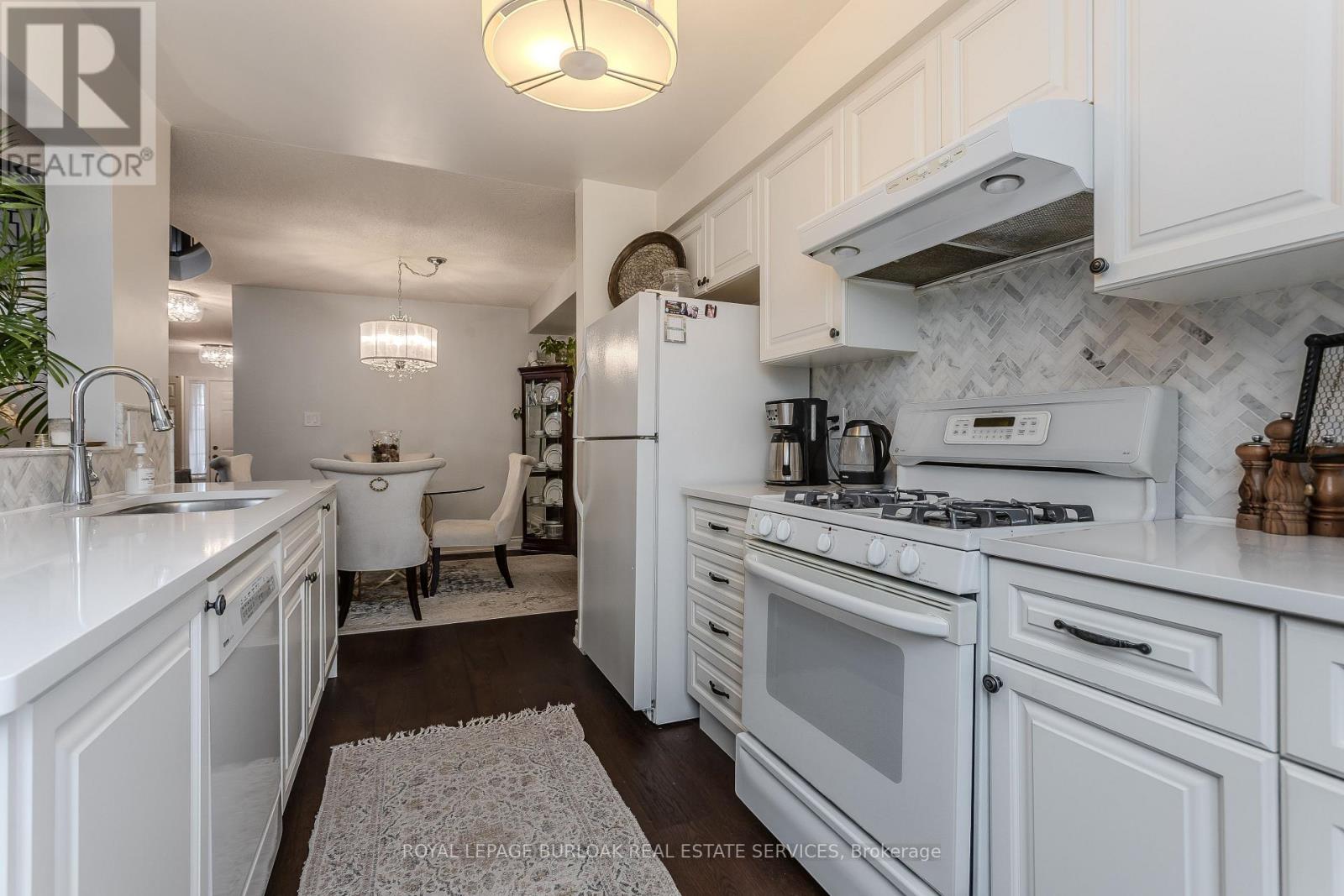 35 - 1283 Blanshard Drive, Burlington, Ontario  L7M 4T9 - Photo 6 - W12762184