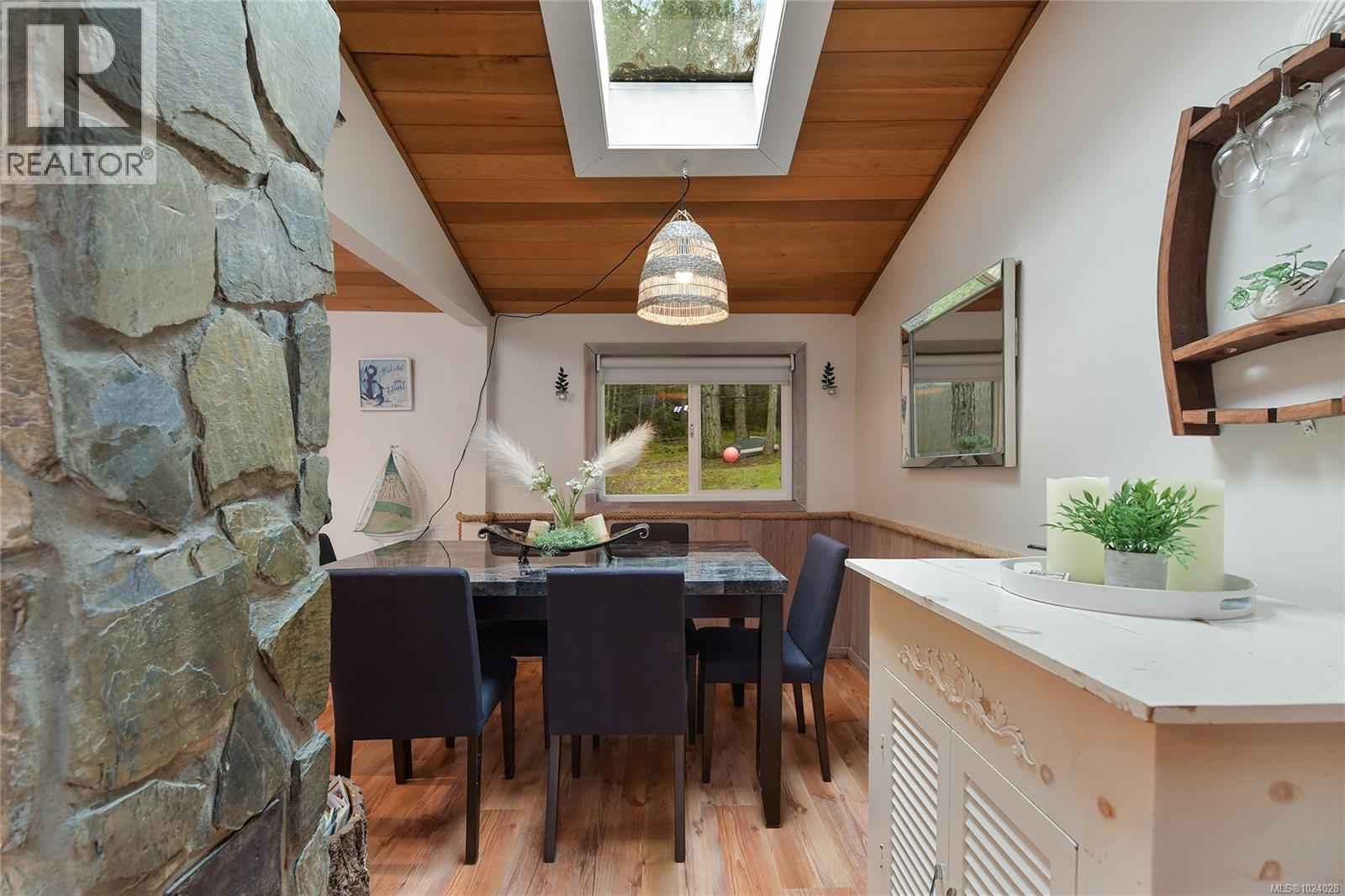 493 Abbott Rd, Mayne Island, British Columbia  V0N 2J1 - Photo 21 - 1024028