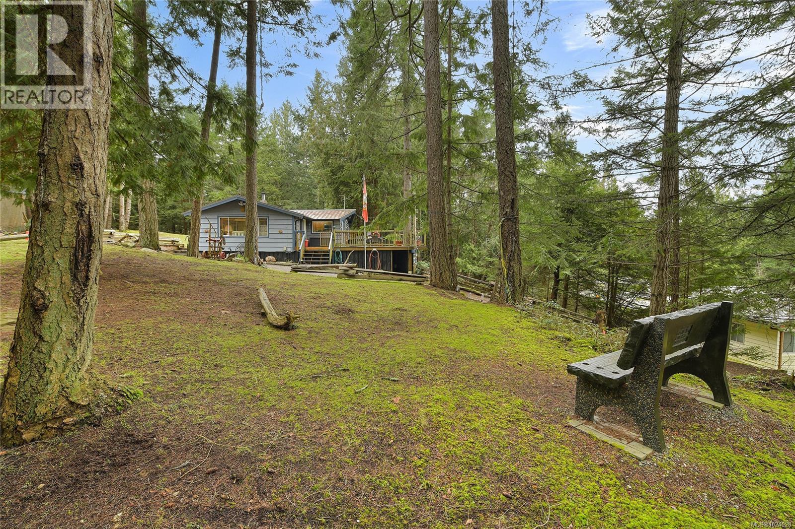 493 Abbott Rd, Mayne Island, British Columbia  V0N 2J1 - Photo 47 - 1024028