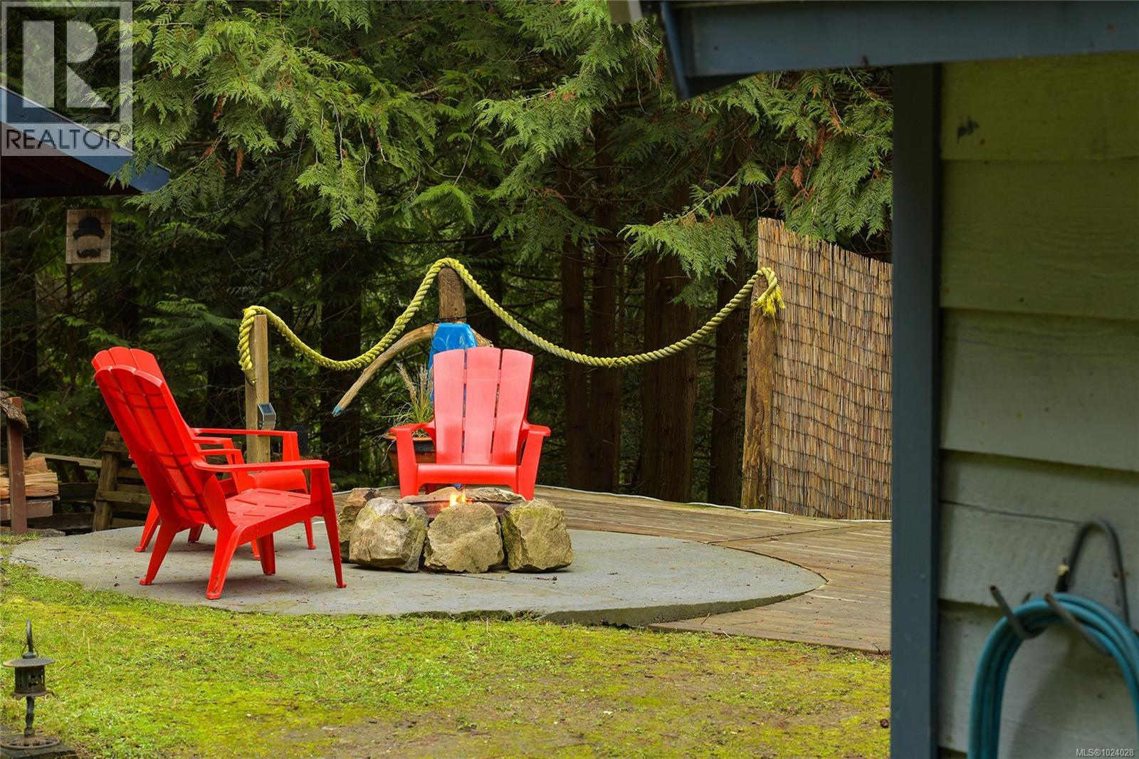 493 Abbott Rd, Mayne Island, British Columbia  V0N 2J1 - Photo 74 - 1024028