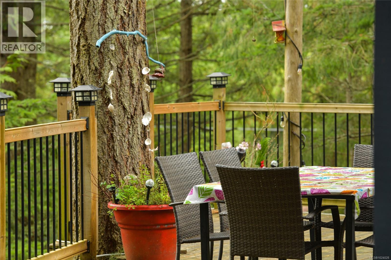 493 Abbott Rd, Mayne Island, British Columbia  V0N 2J1 - Photo 77 - 1024028