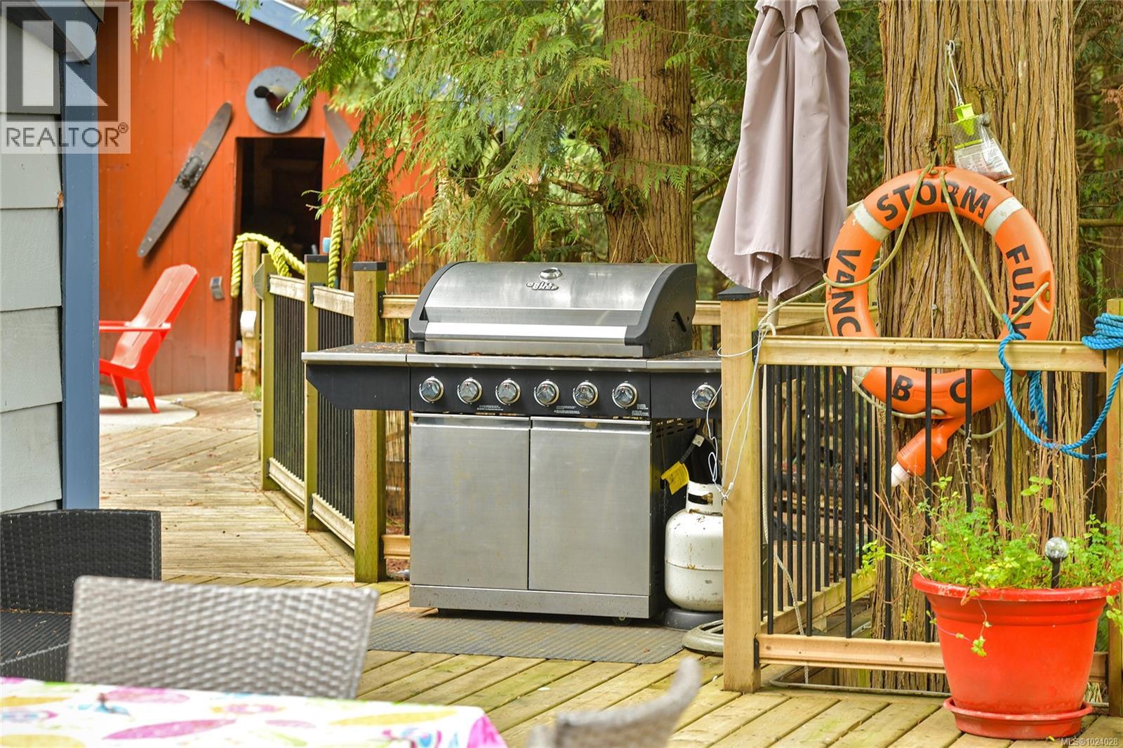 493 Abbott Rd, Mayne Island, British Columbia  V0N 2J1 - Photo 79 - 1024028