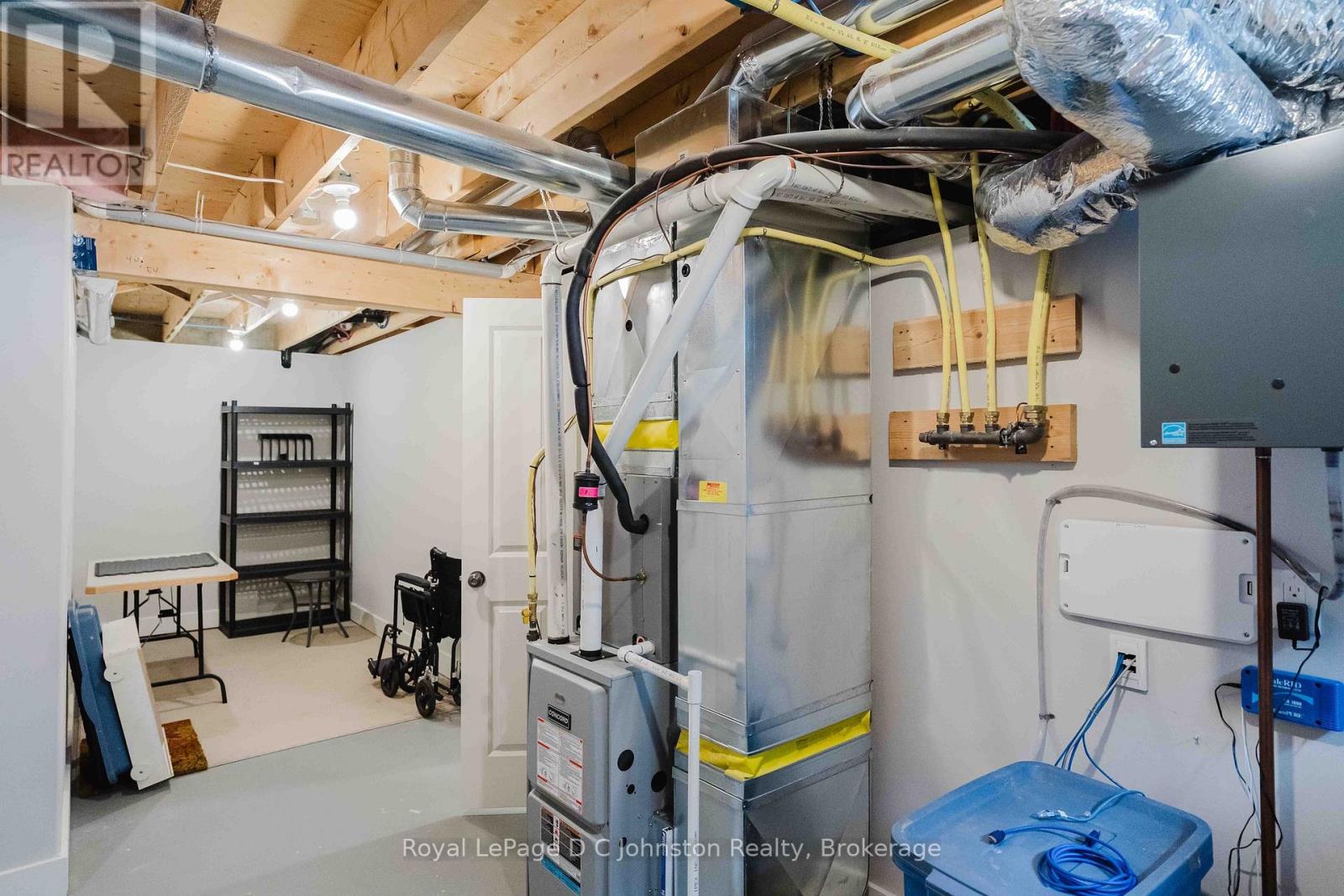 315 Stickel Street, Saugeen Shores, Ontario  N0H 2C1 - Photo 34 - X12762598