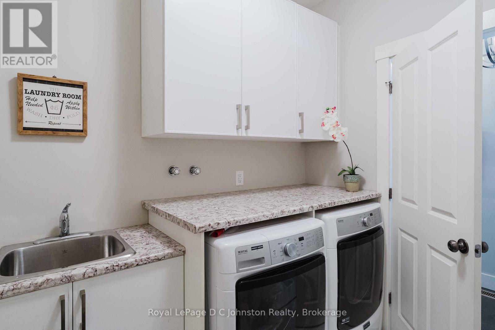 315 Stickel Street, Saugeen Shores, Ontario  N0H 2C1 - Photo 6 - X12762598