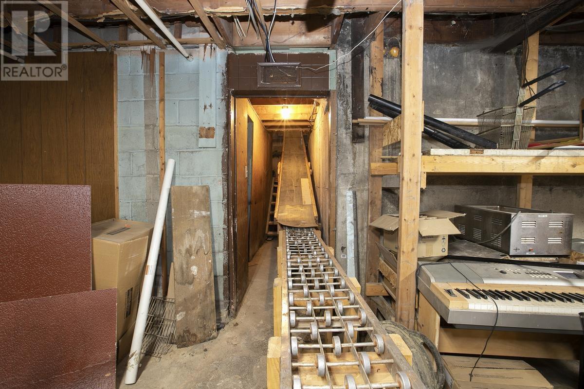 319 Korah Rd, Sault Ste. Marie, Ontario  P6C 4H2 - Photo 50 - SM260236