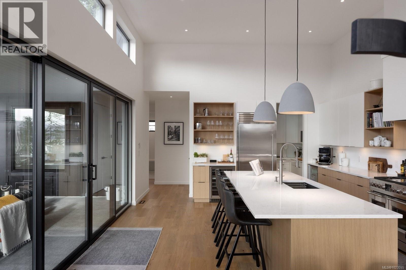 10630 Derrick Rd, North Saanich, British Columbia  V8L 5M8 - Photo 18 - 1023095