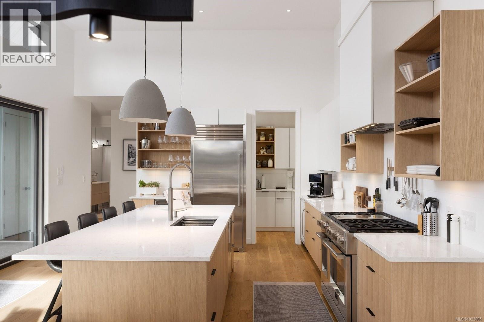 10630 Derrick Rd, North Saanich, British Columbia  V8L 5M8 - Photo 8 - 1023095