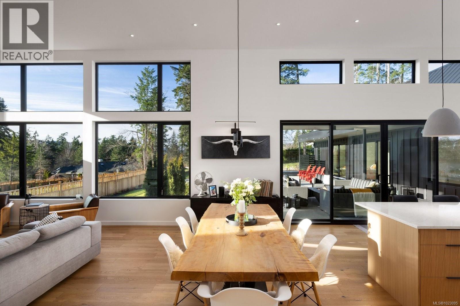 10630 Derrick Rd, North Saanich, British Columbia  V8L 5M8 - Photo 17 - 1023095