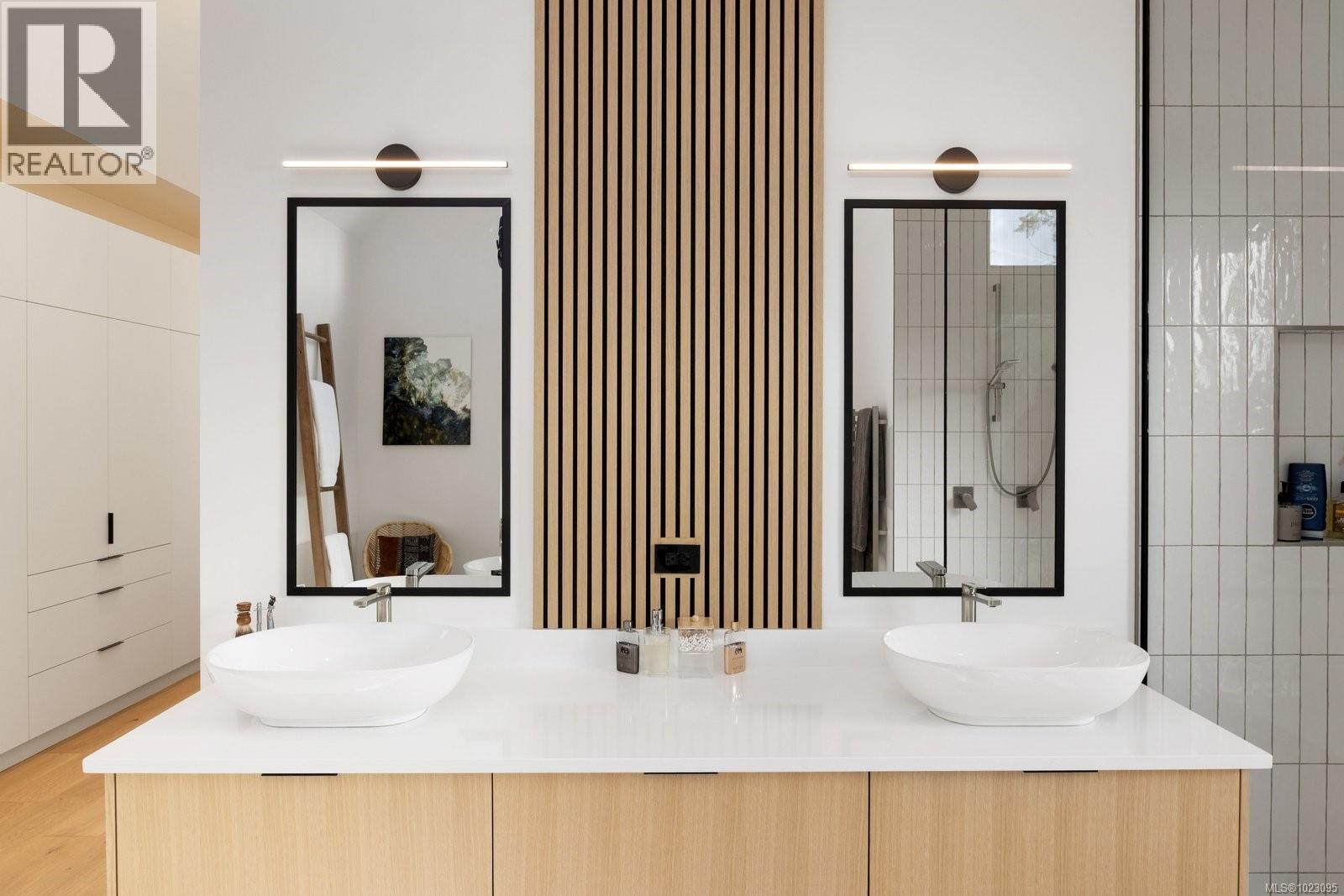 10630 Derrick Rd, North Saanich, British Columbia  V8L 5M8 - Photo 31 - 1023095