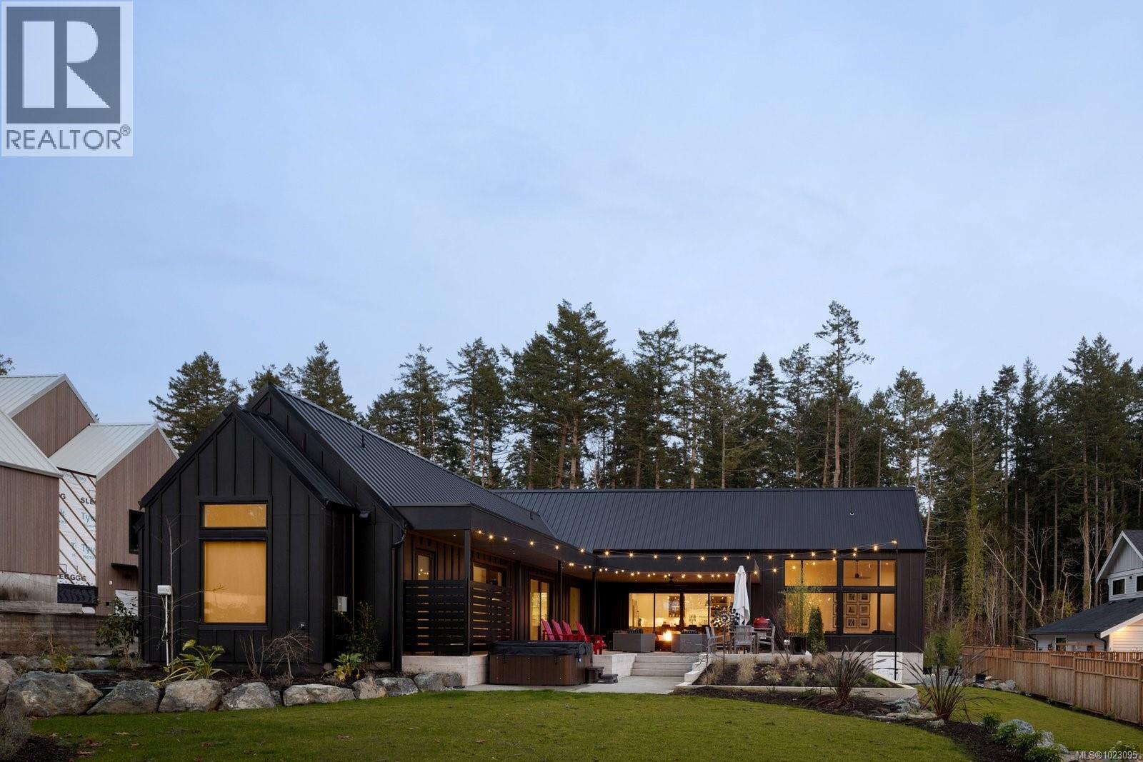 10630 Derrick Rd, North Saanich, British Columbia  V8L 5M8 - Photo 48 - 1023095