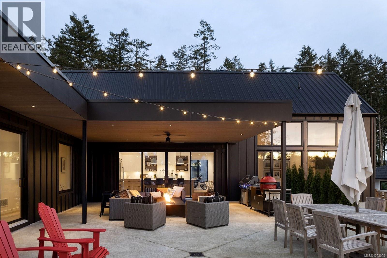 10630 Derrick Rd, North Saanich, British Columbia  V8L 5M8 - Photo 45 - 1023095