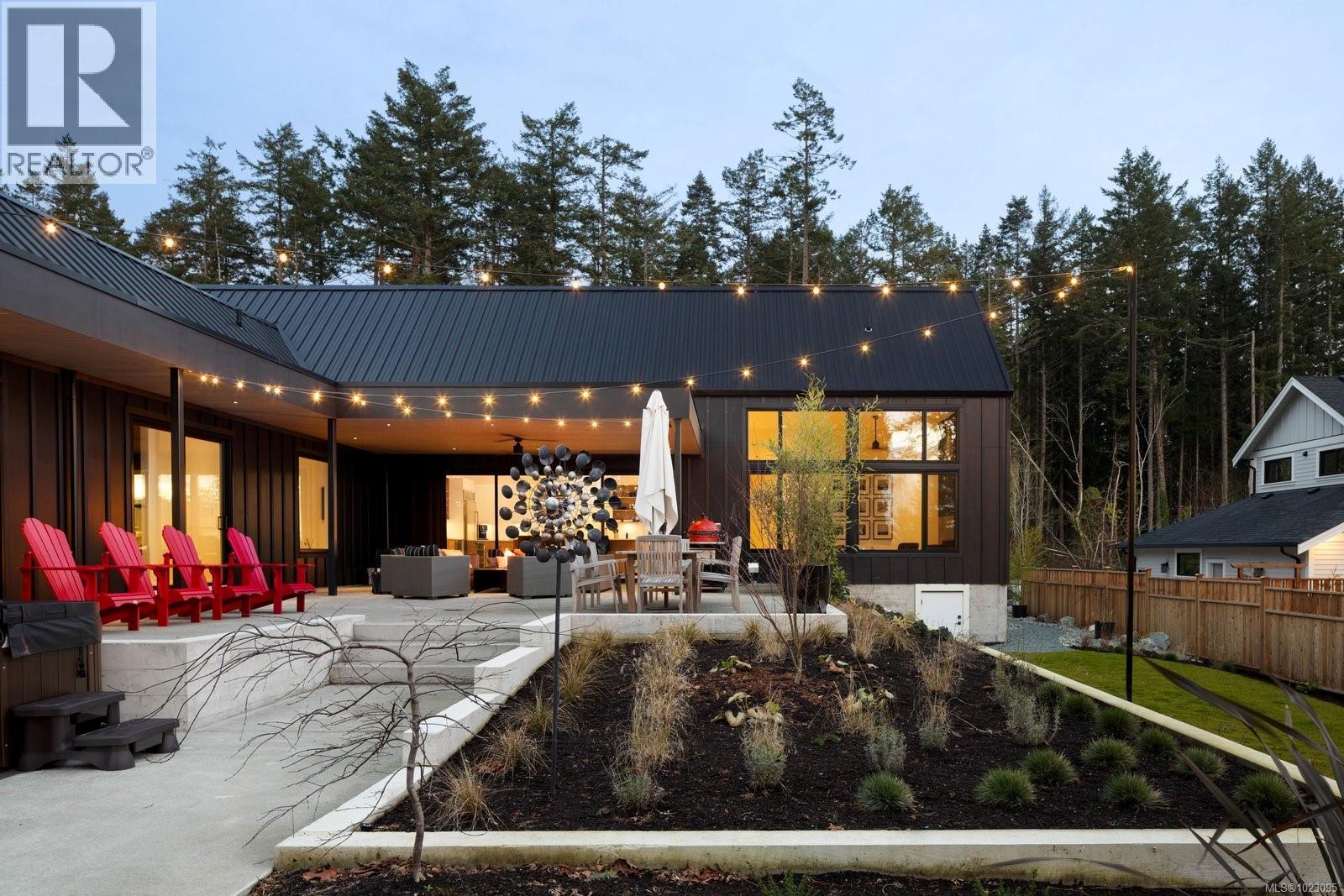 10630 Derrick Rd, North Saanich, British Columbia  V8L 5M8 - Photo 46 - 1023095