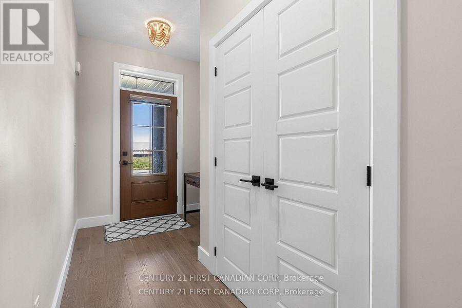 128 Scotts Drive, Lucan Biddulph, Ontario  N0M 2J0 - Photo 11 - X12762614