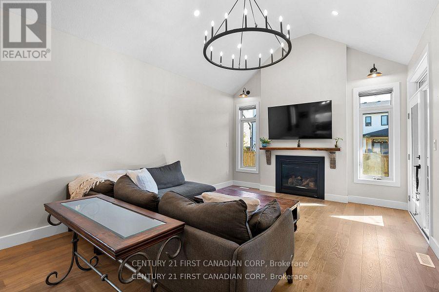 128 Scotts Drive, Lucan Biddulph, Ontario  N0M 2J0 - Photo 21 - X12762614