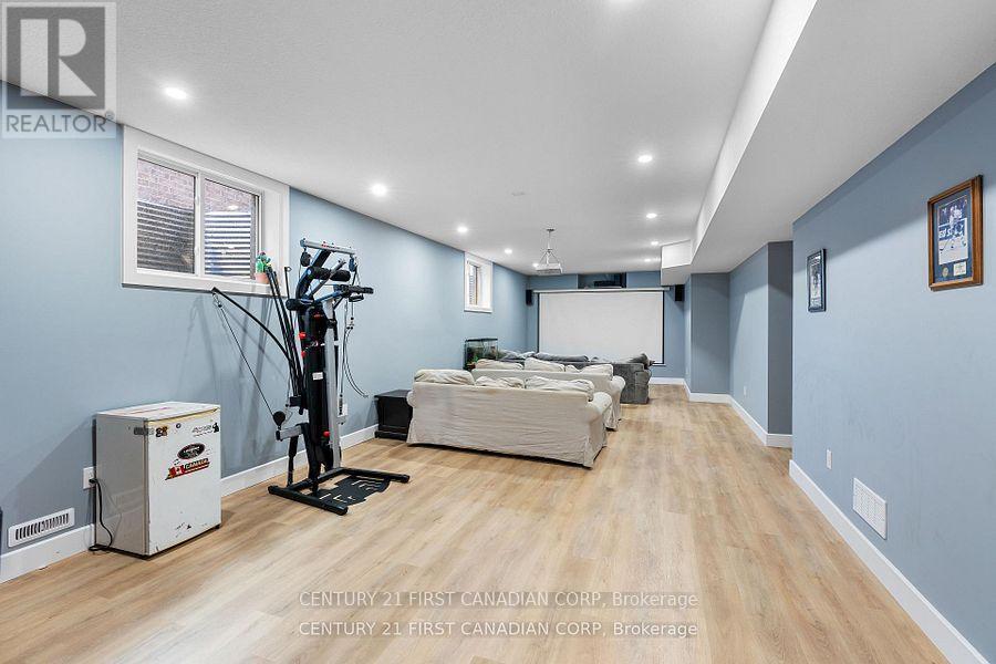 128 Scotts Drive, Lucan Biddulph, Ontario  N0M 2J0 - Photo 38 - X12762614