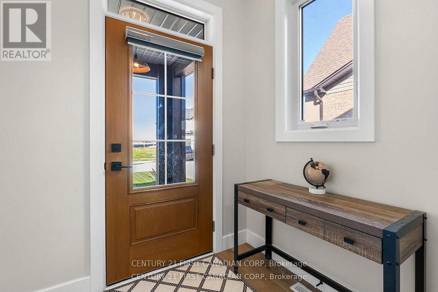 128 Scotts Drive, Lucan Biddulph, Ontario  N0M 2J0 - Photo 9 - X12762614