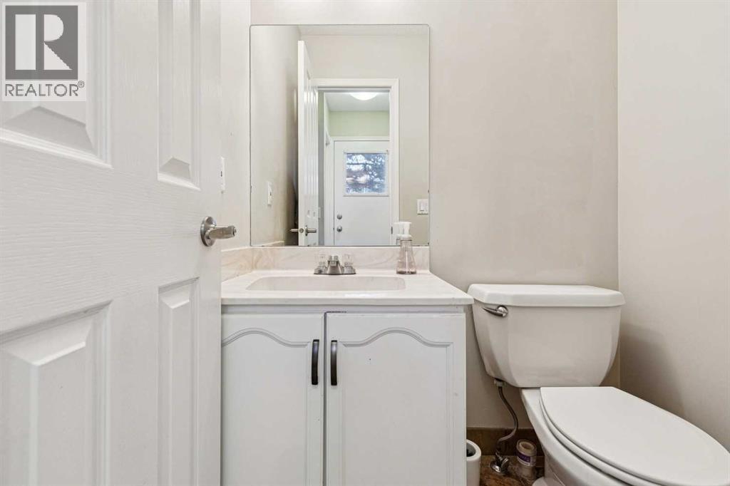 206 Cedarwood Park Sw, Calgary, Alberta  T2W 5T6 - Photo 11 - A2278494