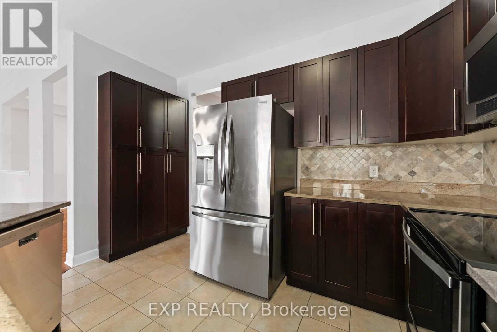 413 Tillsonburg Street, Ottawa, Ontario  K2T 0C3 - Photo 18 - X12762650