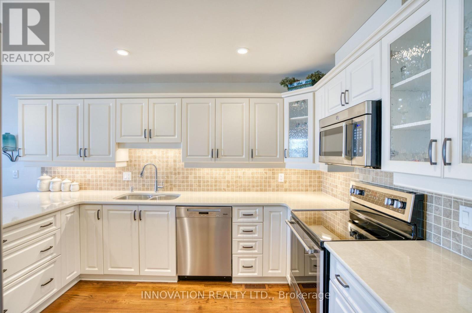 4 Innesbrook Court, Ottawa, Ontario  K2S 1C7 - Photo 10 - X12762698