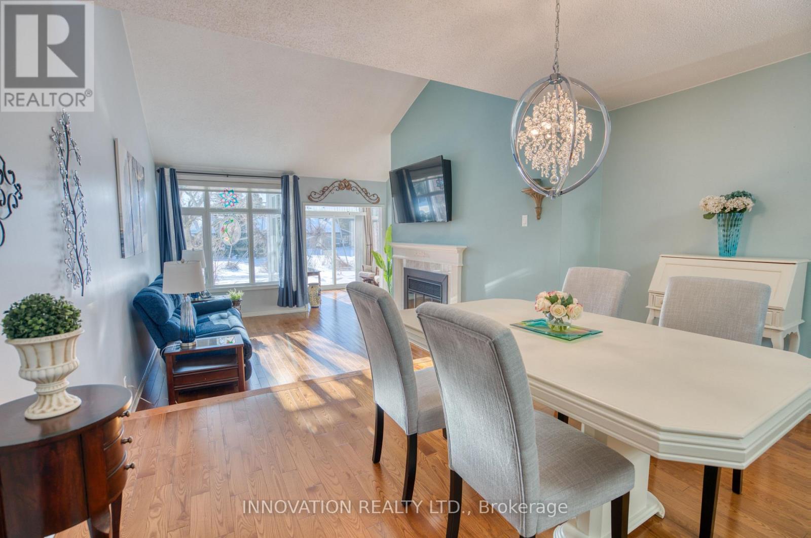 4 Innesbrook Court, Ottawa, Ontario  K2S 1C7 - Photo 4 - X12762698