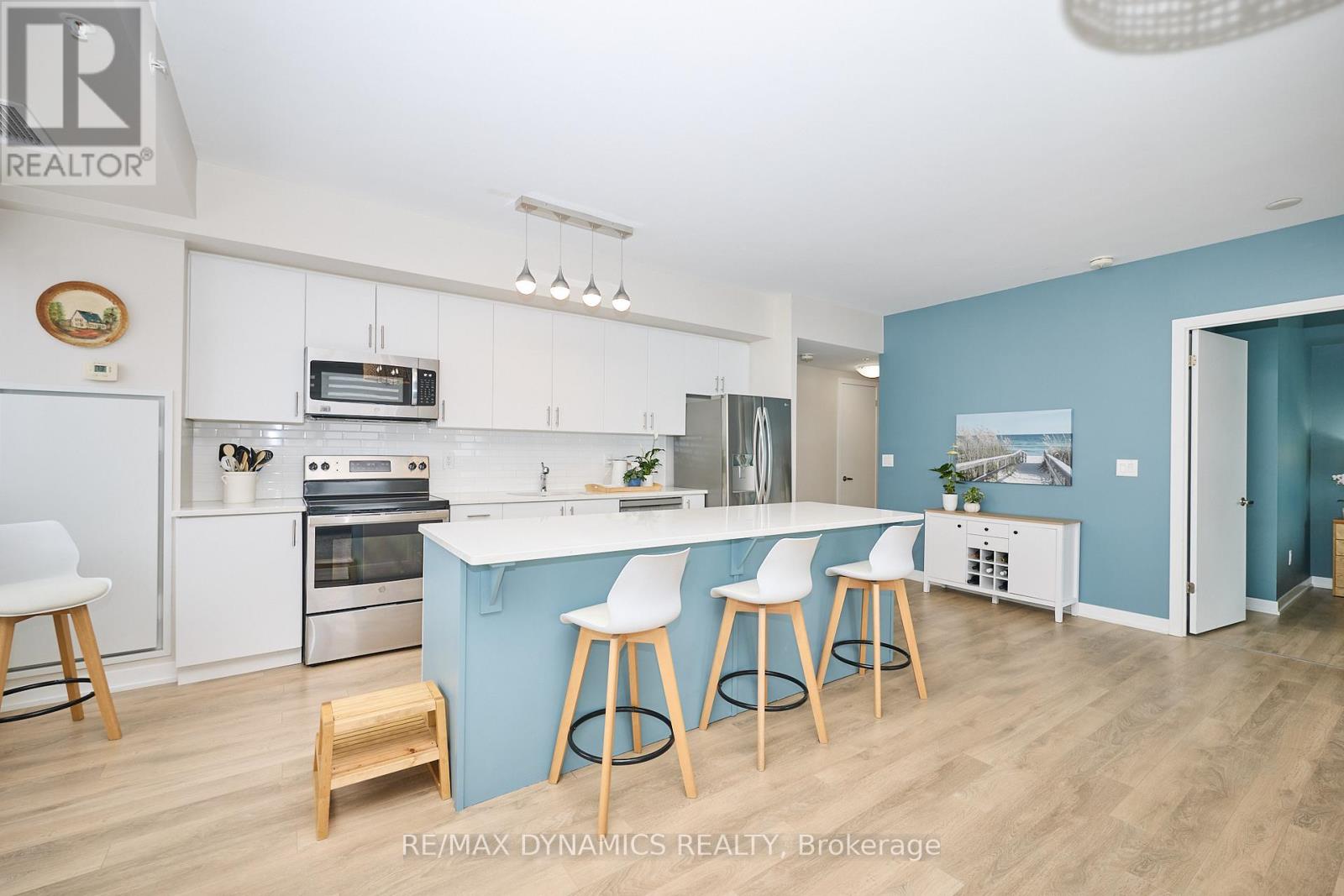 407 - 550 North Service Road, Grimsby, Ontario  L3M 0H9 - Photo 9 - X12762640