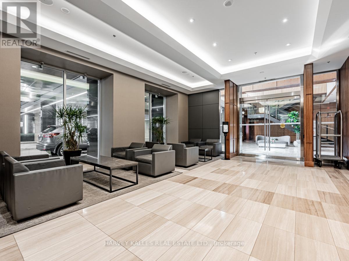 310 - 111 St Clair Avenue W, Toronto, Ontario  M4V 1N5 - Photo 3 - C12762548