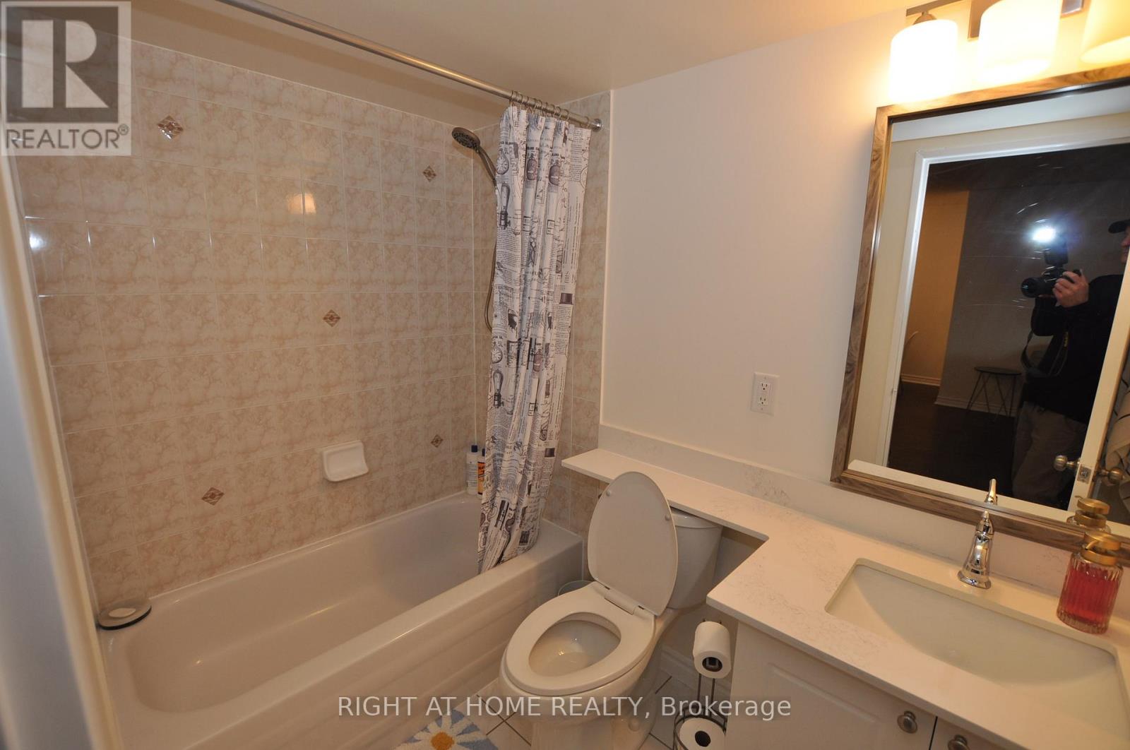 308 - 2300 Parkhaven Boulevard, Oakville, Ontario  L6H 6V9 - Photo 24 - W12751372