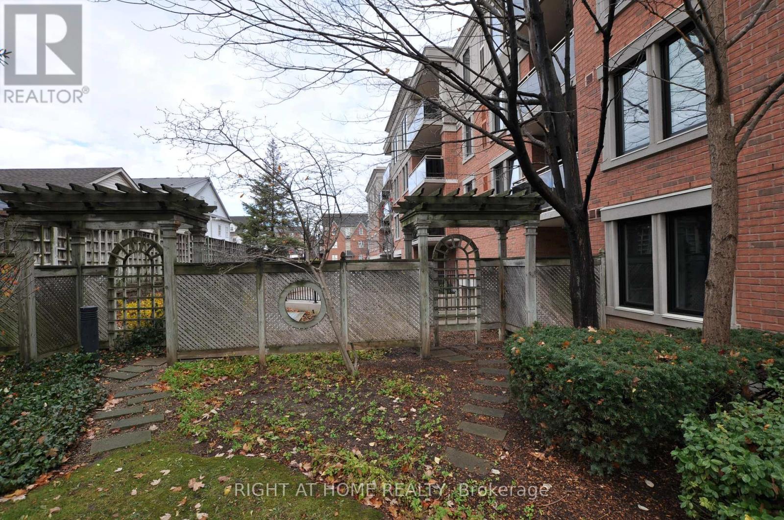 308 - 2300 Parkhaven Boulevard, Oakville, Ontario  L6H 6V9 - Photo 43 - W12751372