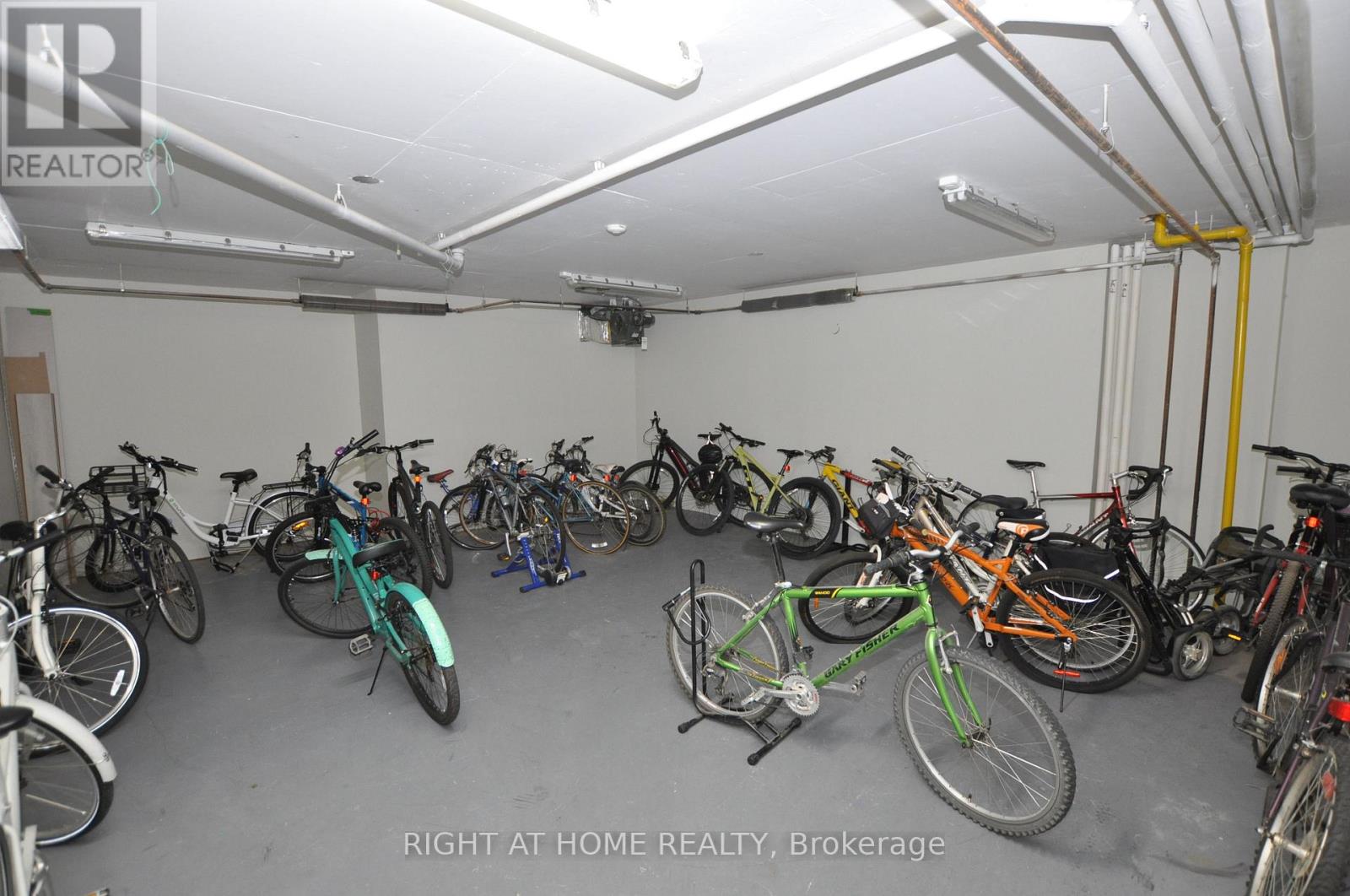 308 - 2300 Parkhaven Boulevard, Oakville, Ontario  L6H 6V9 - Photo 44 - W12751372