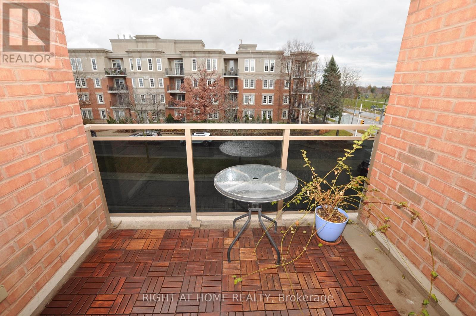 308 - 2300 Parkhaven Boulevard, Oakville, Ontario  L6H 6V9 - Photo 28 - W12751372