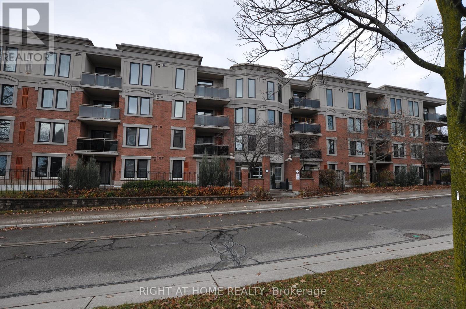 308 - 2300 Parkhaven Boulevard, Oakville, Ontario  L6H 6V9 - Photo 36 - W12751372