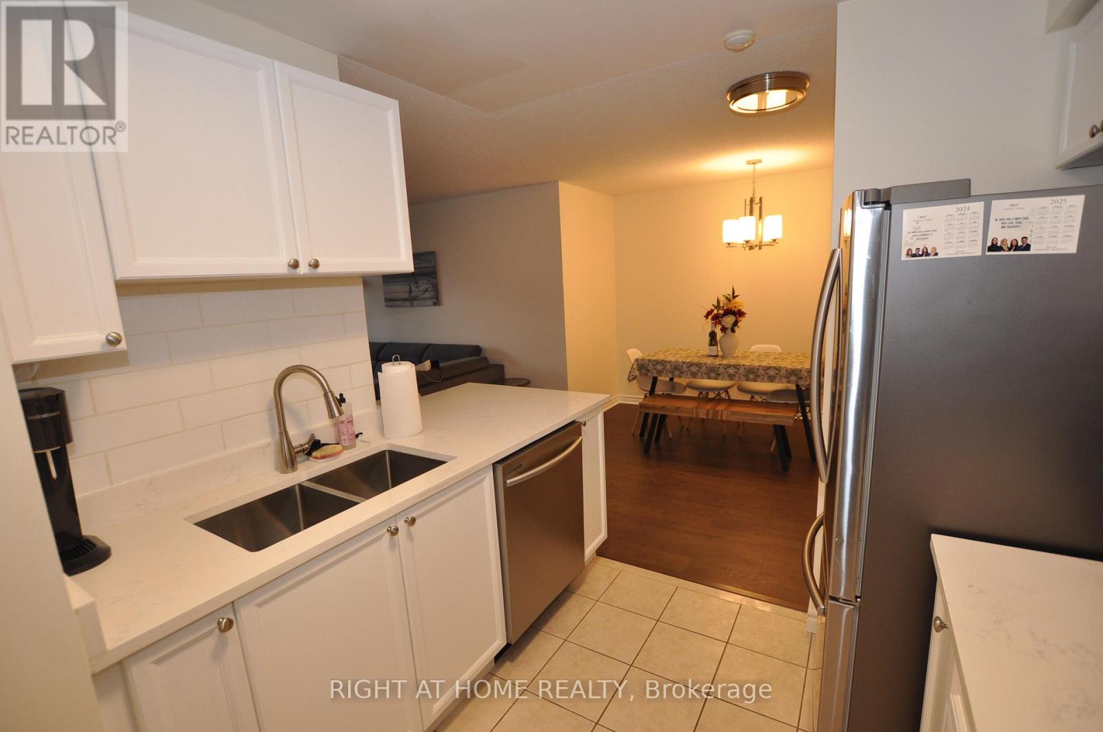 308 - 2300 Parkhaven Boulevard, Oakville, Ontario  L6H 6V9 - Photo 12 - W12751372