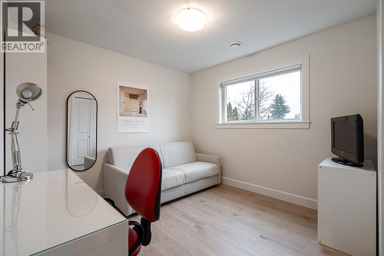 359 E 13th Street, North Vancouver, British Columbia  V7L 2L8 - Photo 23 - R3086979