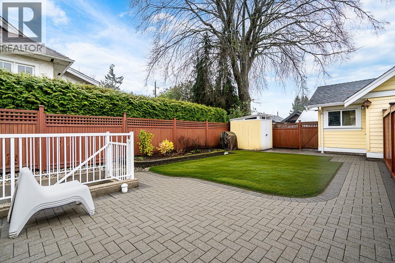 359 E 13th Street, North Vancouver, British Columbia  V7L 2L8 - Photo 34 - R3086979