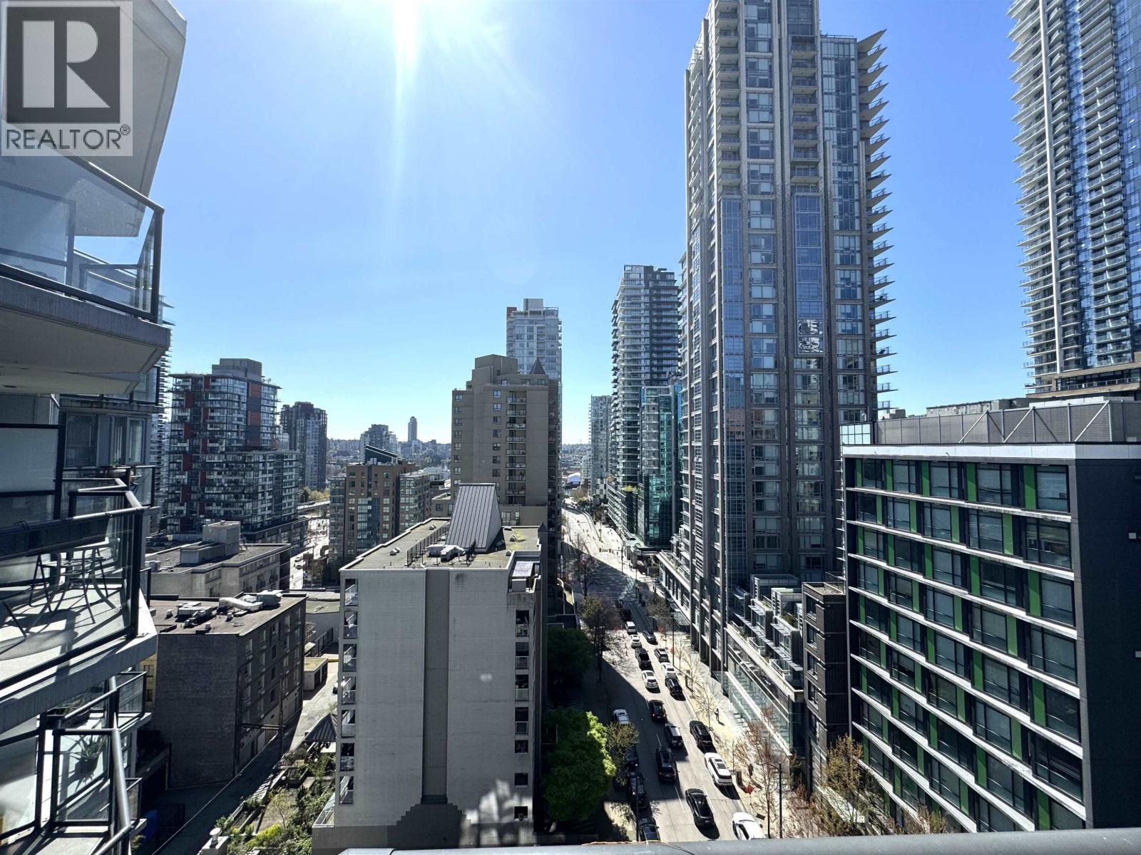 1504 1212 Howe Street, Vancouver, British Columbia  V6Z 2M9 - Photo 1 - R3086984