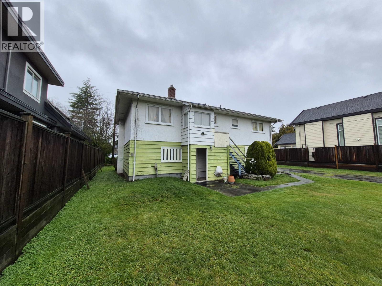 6240 Granville Avenue, Richmond, British Columbia  V7C 1G1 - Photo 11 - R3086992