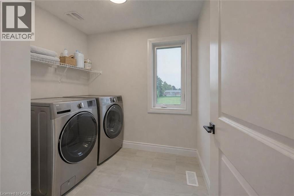 30 Anne Street W, Harriston, Ontario  N0G 1Z0 - Photo 11 - 40727424