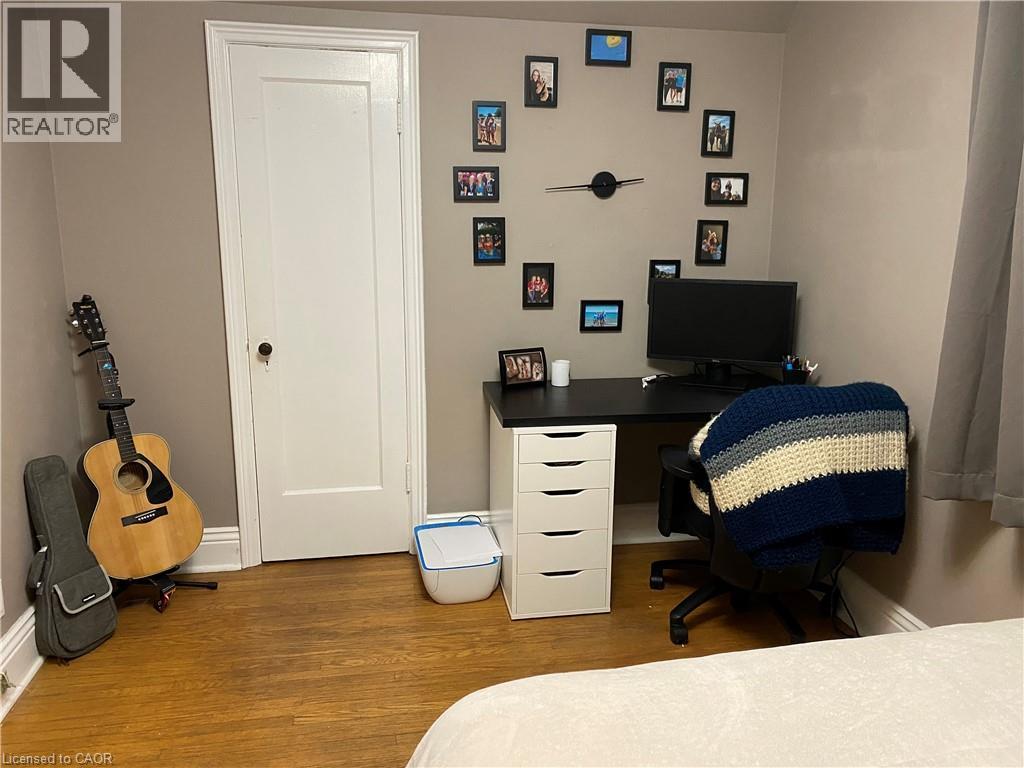 184 Arkell Street, Hamilton, Ontario  L8S 1W8 - Photo 11 - 40794958