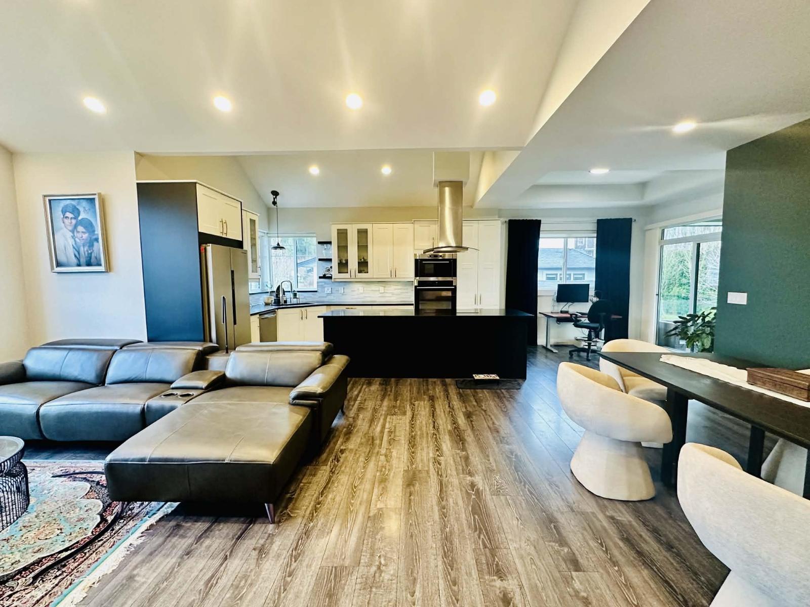 51338 Rowanna Crescent, Eastern Hillsides, Chilliwack, British Columbia  V4Z 0C3 - Photo 3 - R3086974