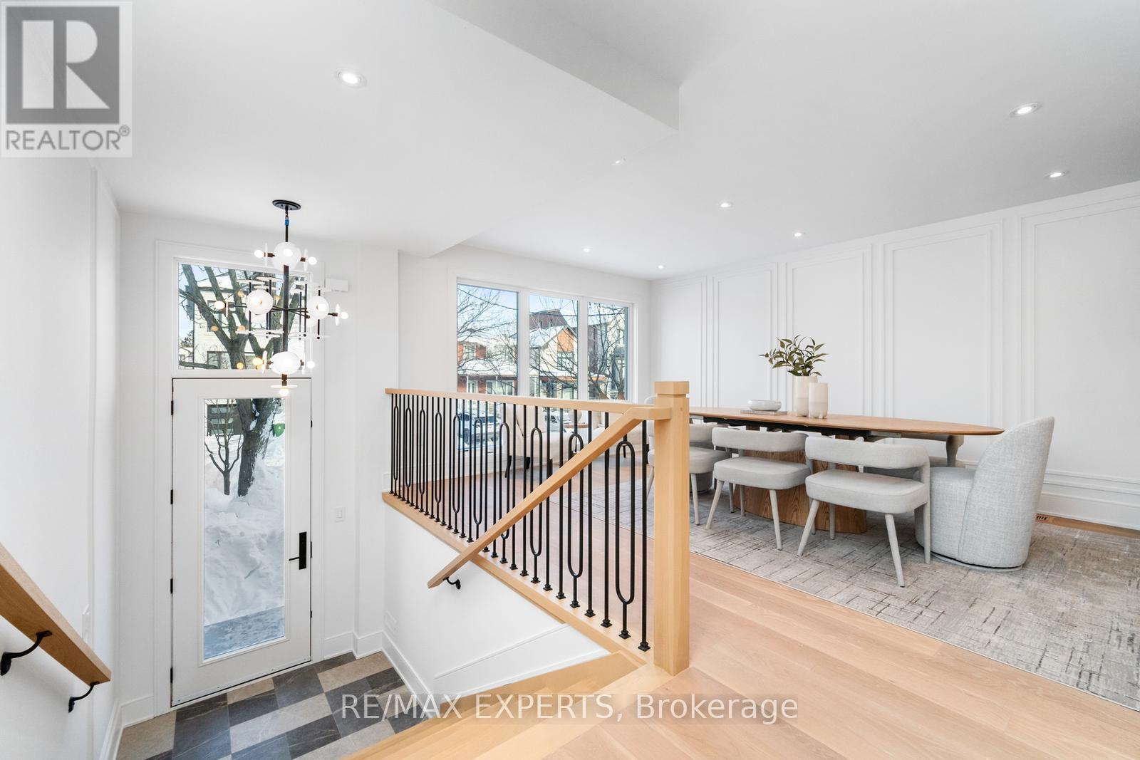 15 Holland Park Avenue, Toronto, Ontario  M6C 1M2 - Photo 9 - C12762610