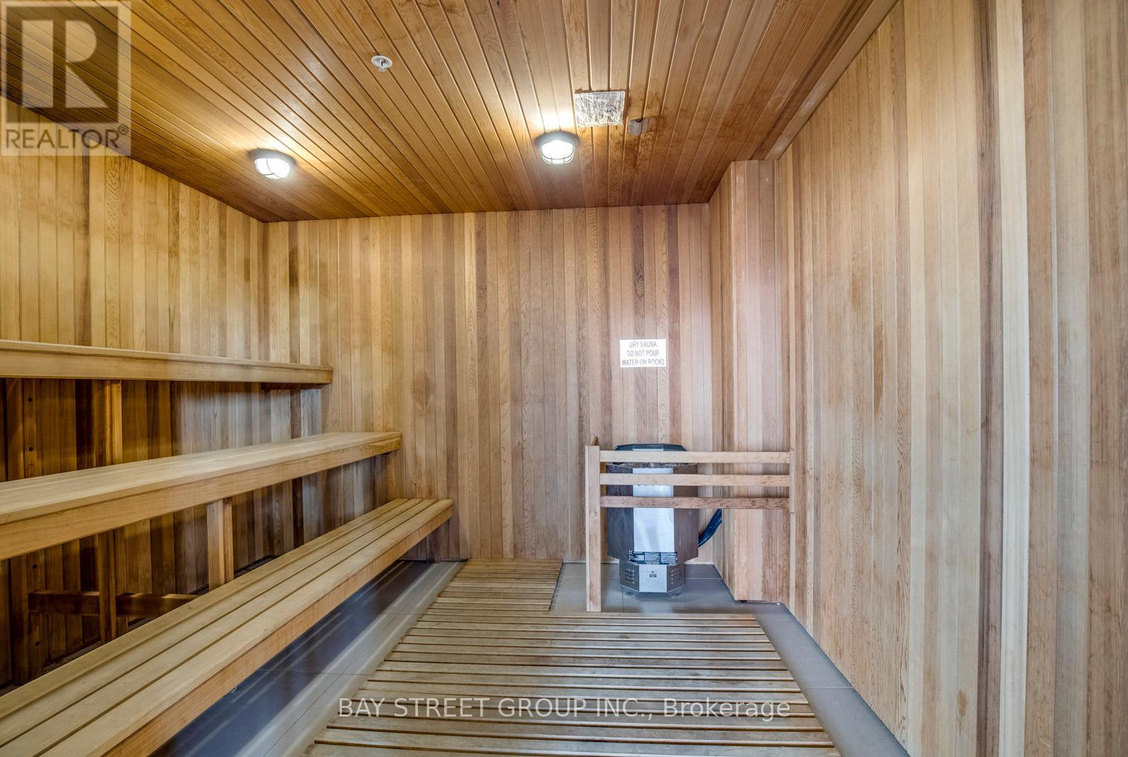 4505 - 85 Queens Wharf Road, Toronto, Ontario  M5V 0J9 - Photo 19 - C12762680