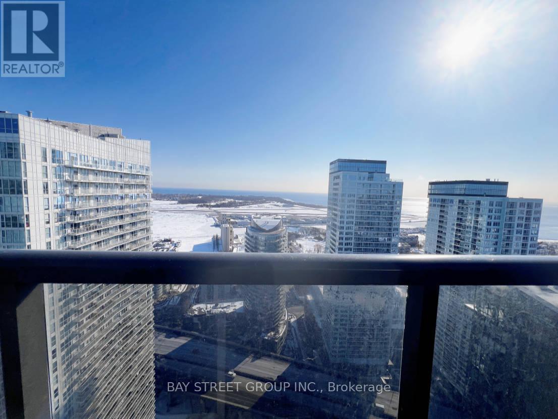 4505 - 85 Queens Wharf Road, Toronto, Ontario  M5V 0J9 - Photo 8 - C12762680