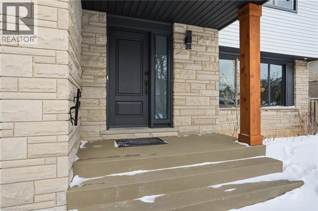 26 Clifton Downs Road, Hamilton, Ontario  L9C 2P2 - Photo 3 - 40803262